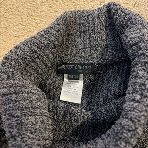 Barefoot Dreams Shawl